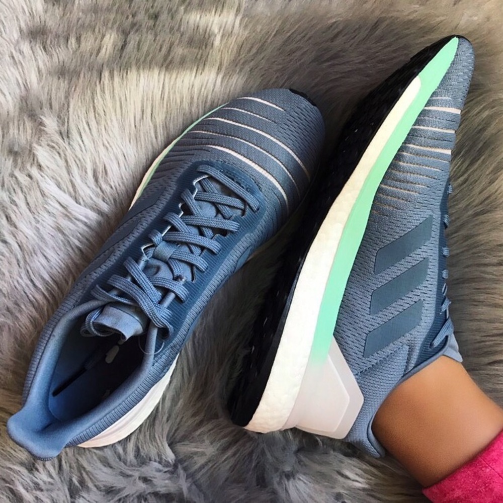 adidas WOMEN RUNNING SOLAR DRIVE SHOES